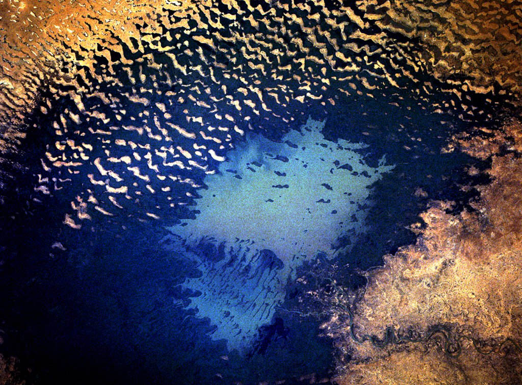 12earthsp19.jpg