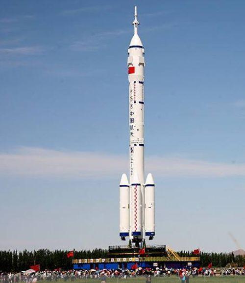SpaceX发射的猎鹰重型火箭和中国的长征运载火箭哪个更强？-10.jpg