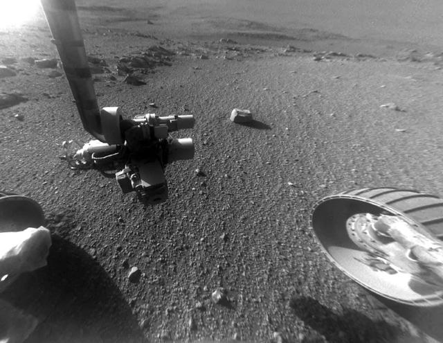 机遇号在火星上发现的一个小秘密，背后隐藏着一个大事实-1.jpg