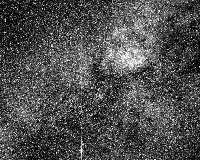 苔丝望远镜首秀，拍下20万颗恒星的测试照片-1.jpg