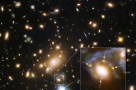 星系和星系团生成的遥远超新星四重像
