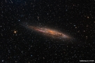 邻近的旋涡星系NGC 4945