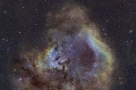 仙王座内的NGC 7822