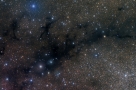 暗星云LDN 988和它的伙伴们