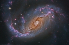 哈勃望远镜拍摄的棒旋星系NGC 1672