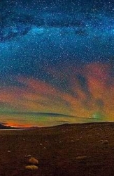 一组天文摄影照片：宇宙的壮观景象